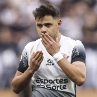 Corinthians vence e Romero rouba a cena em estreia de Memphis Depay