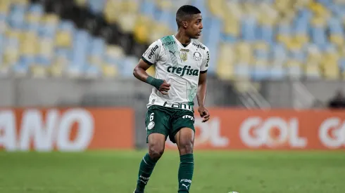 Vanderlan jogador do Palmeiras durante partida contra o Fluminense no estadio Maracana pelo campeonato Brasileiro A 2023