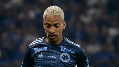 MG - BELO HORIZONTE - 15/09/2024 - BRASILEIRO A 2024, CRUZEIRO X SAO PAULO - Matheus Pereira jogador do Cruzeiro durante partida contra o Sao Paulo no estadio Mineirao pelo campeonato Brasileiro A 2024. Foto: Fernando Moreno/AGIF