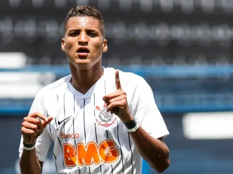 Rodrigo Varanda anuncia aposentadoria do futebol e Corinthians é informado