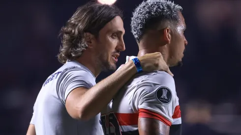 São Paulo toma decisão oficial sobre a demissão de Zubeldía após eliminação