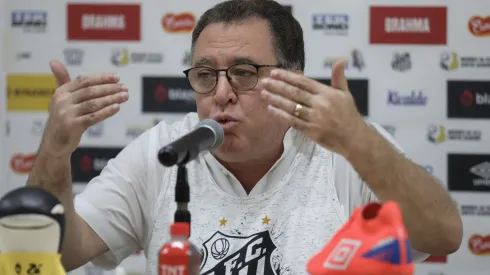 Santos começa lista de dispensa com +2 jogadores contratados esse ano