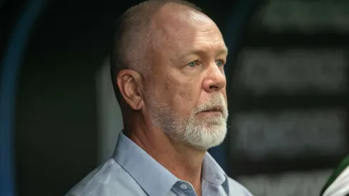Mano Menezes em durante partida que eliminou o Flu da Libertadores. Foto: Fernando Moreno/AGIF