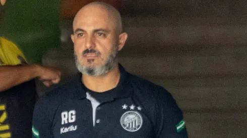 CE - FORTALEZA - 08/09/2024 - BRASILEIRO B 2024, CEARA X OPERARIO - Rafael guanaes tecnico do Operario durante partida contra o Ceara no estadio Arena Castelao pelo campeonato Brasileiro B 2024. Foto: Baggio Rodrigues/AGIF