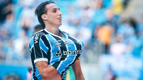 Pedro Geromel anuncia aposentadoria. Foto: Maxi Franzoi/AGIF