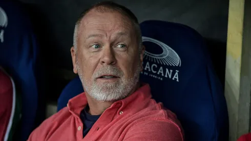 Jogo contra o Cruzeiro pode derrubar Mano - Foto: Thiago Ribeiro/AGIF.