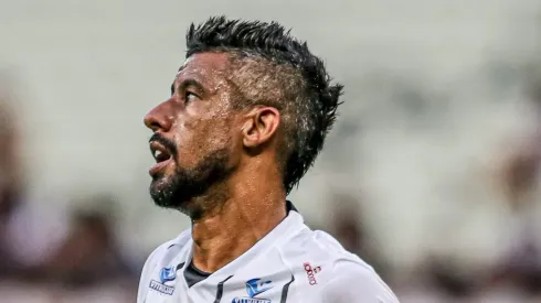 Léo Moura, ex-jogador do Flamengo, vive um problemão atualmente - Foto: Pedro Chaves/AGIF