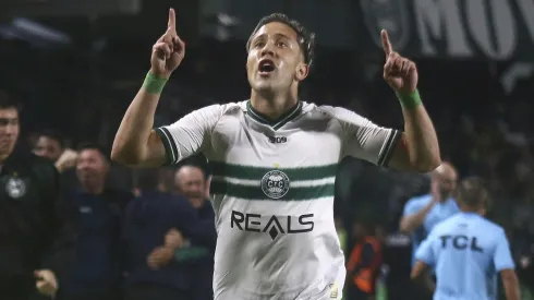 Associated Press / Alamy Stock Photo | Matheus Frizzo mira artilharia da Série B