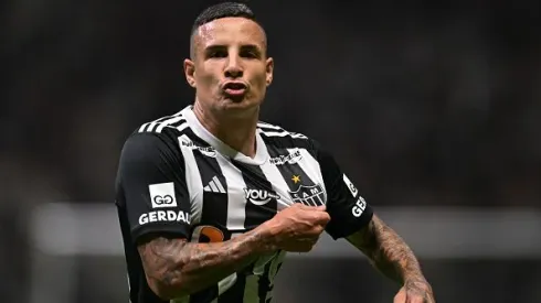 Guilherme Arana of Atletico Mineiro celebrates after scoring the first goal of the team during between Atletico Mineiro and Vasco Da Gama as part of Copa Do Brasil 2024 at Arena MRV Stadium on October 2, 2024 in Belo Horizonte, Brazil.