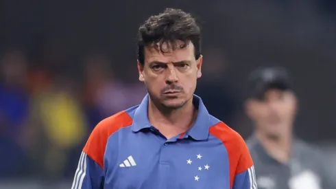 Fernando Diniz estreia no Cruzeiro e garante classificação na Sul-Americana