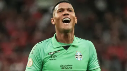 Adriel, goleiro do Grêmio emprestado ao Bahia - Foto: Robson Mafra/AGIF