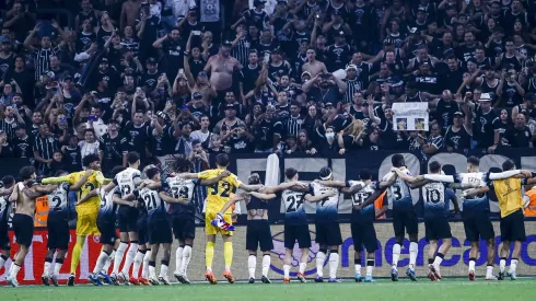 Corinthians na Neo Química Arena. Foto: Marco Miatelo/AGIF