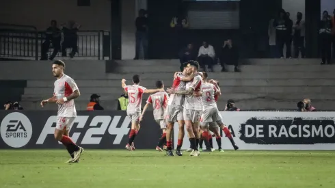 Banfield e Estudiantes medem forças pela 17ª rodada.