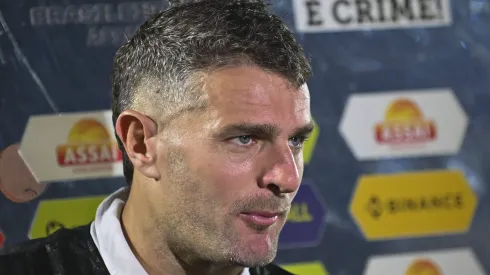 Vegetti não garante permanência, mas quer ficar no Vasco.