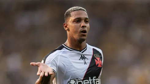 Lesionado, David não joga mais em 2024, mas obriga o Vasco a comprá-lo