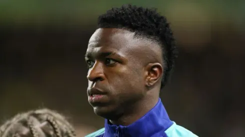 Vini Jr sofreu uma lesão no Real Madrid. Foto: Lucas Figueiredo/Getty Images