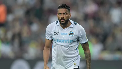 Reinaldo detonou Deyverson