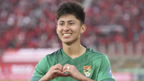 Miguelito balançou a rede pela Bolívia três vezes nos últimos três jogos e pede passagem no Santos