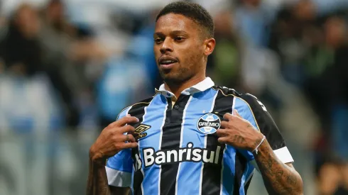 André Felipe atuando pelo Grêmio. Foto: Jeferson Guareze/AGIF