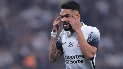 Raniele é pivô de dívida pesada do Timão