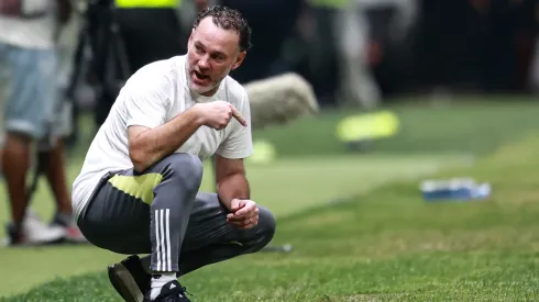 Gabriel Milito técnico do Atlético-MG durante partida contra o Grêmio. Foto: Gilson Lobo/AGIF