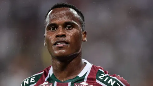 RJ - RIO DE JANEIRO - 03/10/2024 - BRASILEIRO A 2024, FLUMINENSE X CRUZEIRO - Arias jogador do Fluminense comemora seu gol durante partida contra o Cruzeiro no estadio Maracana pelo campeonato Brasileiro A 2024. Foto: Thiago Ribeiro/AGIF