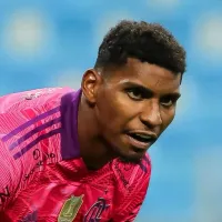 Flamengo tem vitória suada por goleiro Hugo Souza e Corinthians enfrenta situação inesperada