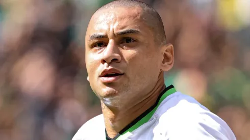 Igor recebeu elogios de Wellington Paulista - Foto: Gilson Junio/AGIF.