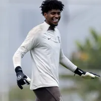 Hugo Souza decide tempo de contrato e salário com Corinthians, afirma André Hernan: “Só falta...”