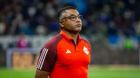 Treinador enfrentará o Grêmio pela 1ª vez após assumir Internacional