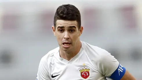 Oscar, meia do Shangai Port - Foto: Mohamed Farag/Getty Images