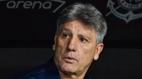 Renato Gaúcho tem demissão pedida na web.