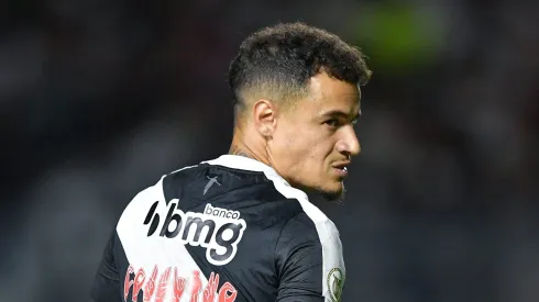 Coutinho durante partida do Gigante. Foto: Thiago Ribeiro/AGIF