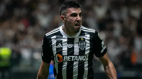 Battaglia revela incômodo com falta de tempo entre decisões no Galo