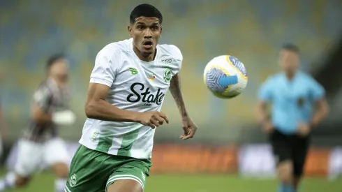 Lucas Barbosa se destacou no Juventude e o Peixe poder negociar o atacante