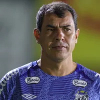 Fábio Carille é comunicado sobre medalhão 'cortado' após dores e exames feitos no Santos