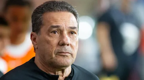 Santos tem decisão sobre retorno de Luxa a Vila