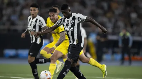 Peñarol x Botafogo pode acontecer sem a presença do público no Uruguai