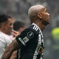 Hulk, Deyverson e companhia no Atlético-MG sofrem com foguetório da torcida do River Plate