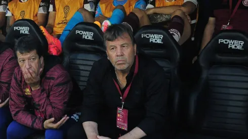 Zielinski não foi páreo para Fernando Diniz.