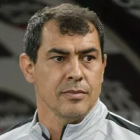 Corinthians tenta acordo com Luís Castro, mas aprova Fábio Carille como plano B