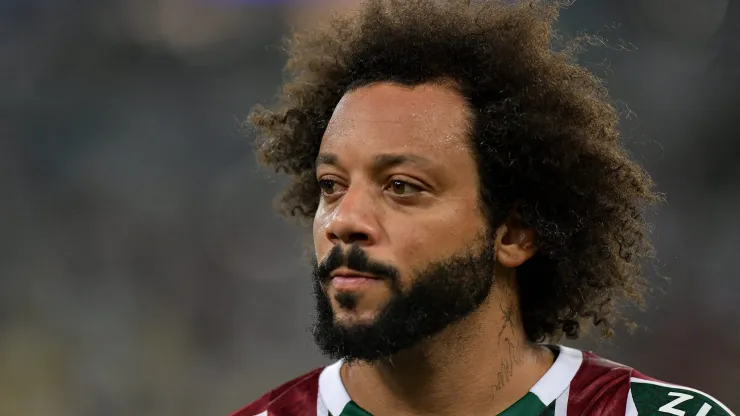 Marcelo quebra o silêncio após rescisão com o Fluminense e se manifesta: “A verdade…” Marcelo quebra o silêncio após rescisão com o Fluminense e se manifesta: “A verdade…”