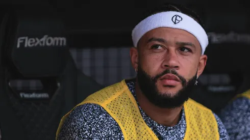 Memphis Depay jogador do Corinthians durante partida contra o Atlético-GO pelo Campeonato Brasileiro A 2024. Foto: Ettore Chiereguini/AGIF