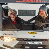 Bernie Ecclestone convence Vettel a desistir de volta à Fórmula 1