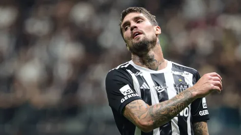 Lyanco recebeu apenas o cartão amarelo