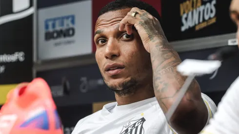 Otero lamenta empate do Santos - Foto: Reinaldo Campos/AGIF.