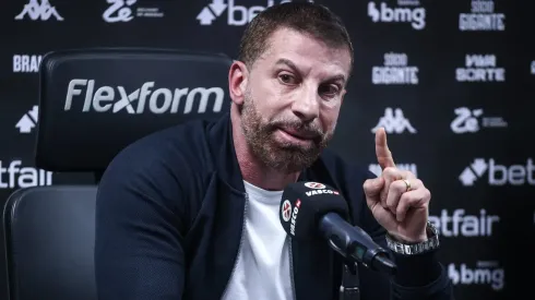 Pedrinho tem única exigência para negociar Rayan com Textor