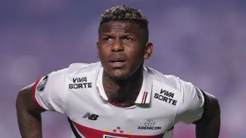 Arboleda preocupa o Tricolor, mas avanaça em recuperação - Foto: Ettore Chiereguini/AGIF