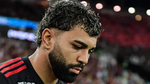 Gabigol, atacante do Flamengo, recebe aviso de Landim