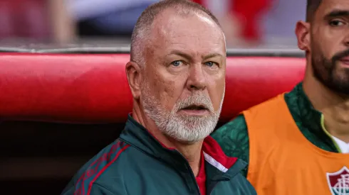 Mano Menezes pode ter importante desfalque de Ignácio para jogo contra o Fortaleza